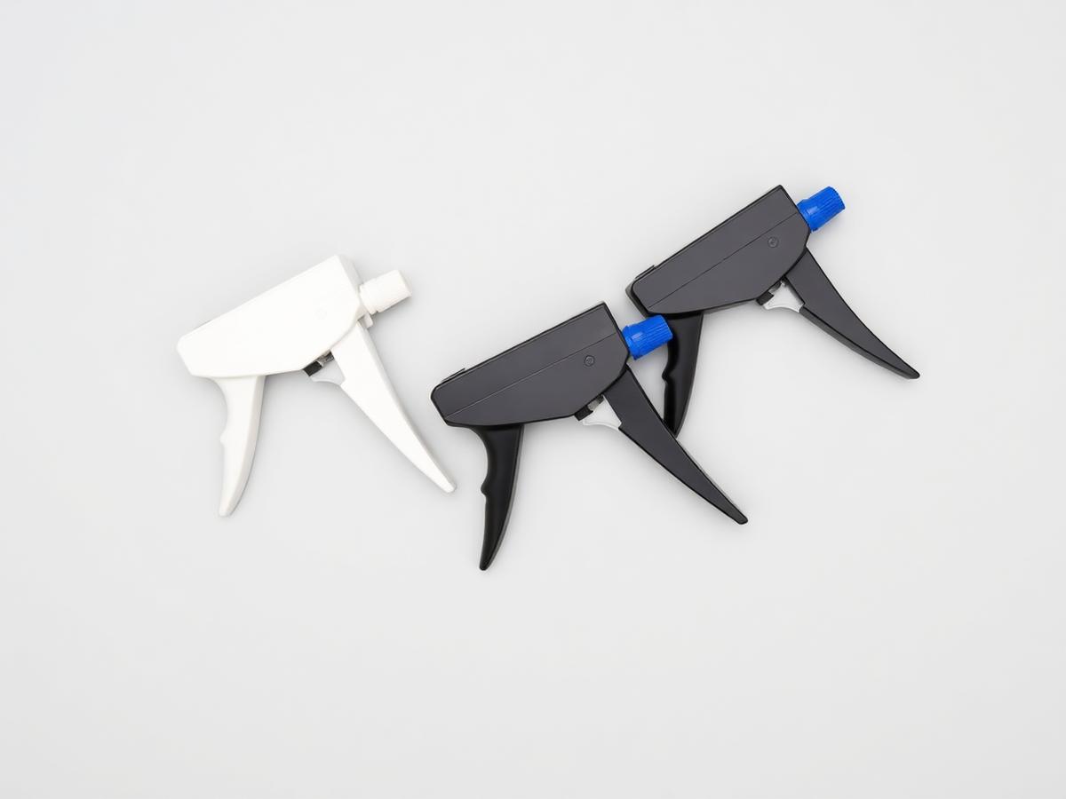 Plastic trigger sprayer heads — product illustration